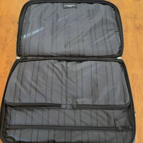 New Kenneth Cole Reaction  R-Tech Computer Case Black Laptop Bag - Picture 7 of 8